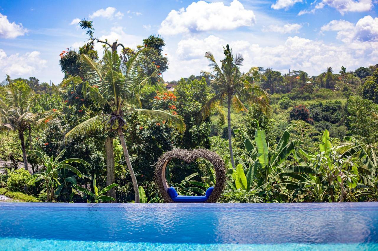 Wake In Paradise And Luxury Lebah Villas Ubud  Exterior photo