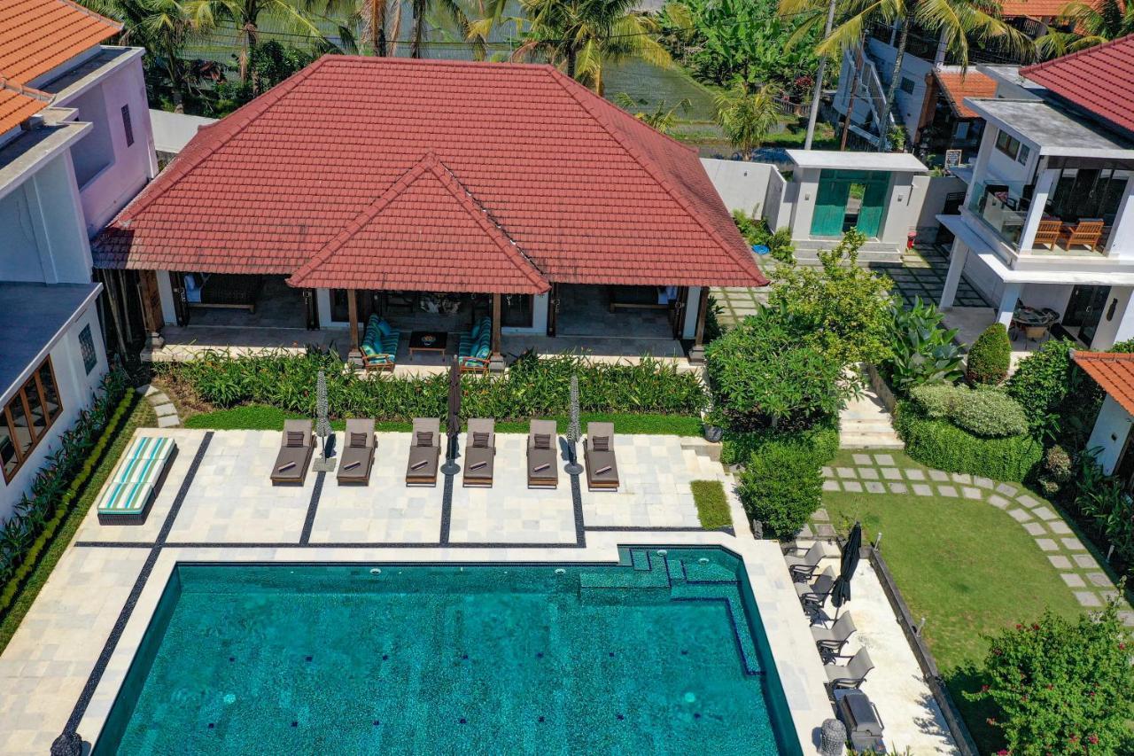 Wake In Paradise And Luxury Lebah Villas Ubud  Exterior photo
