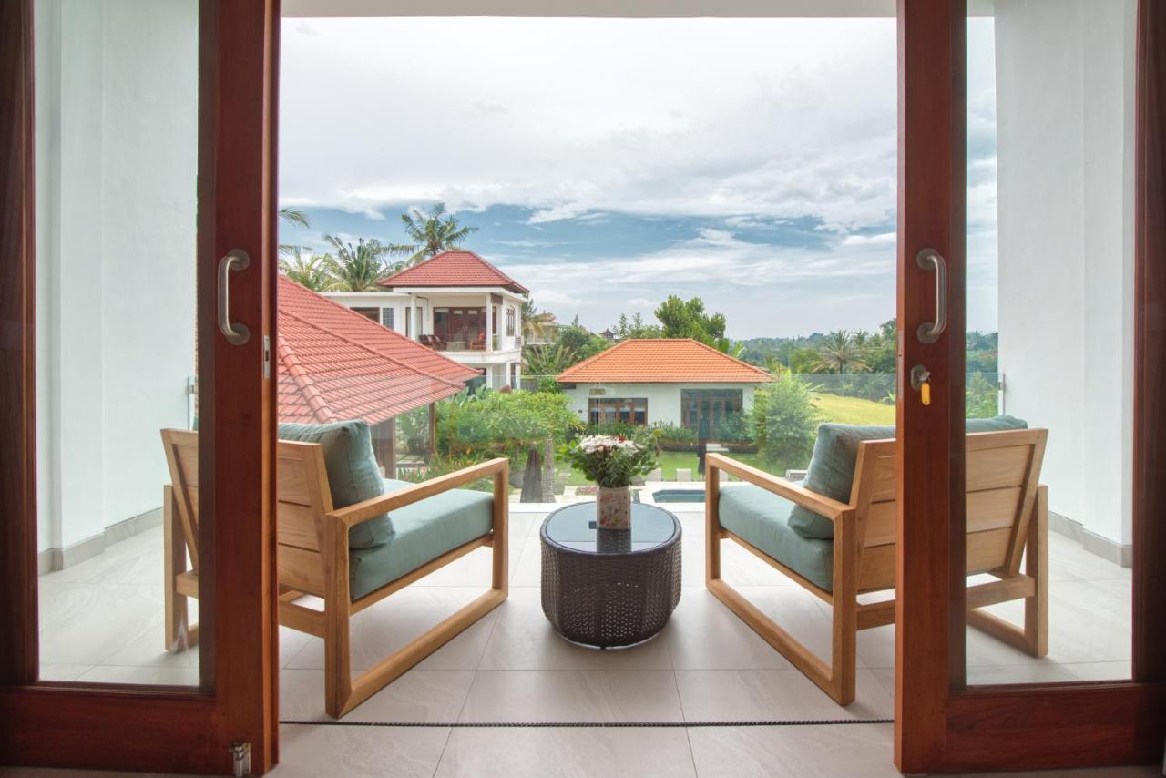 Wake In Paradise And Luxury Lebah Villas Ubud  Exterior photo