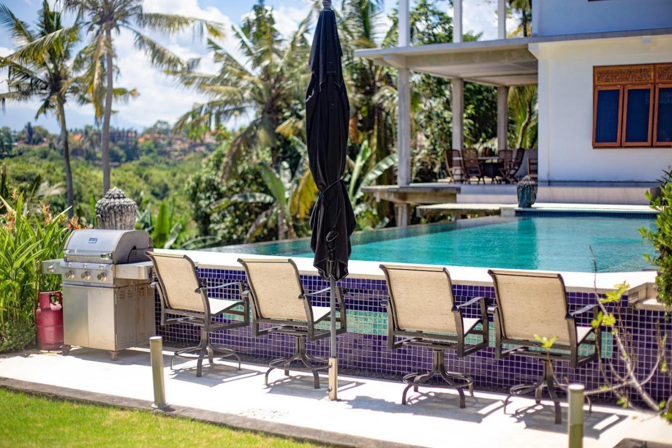 Wake In Paradise And Luxury Lebah Villas Ubud  Exterior photo